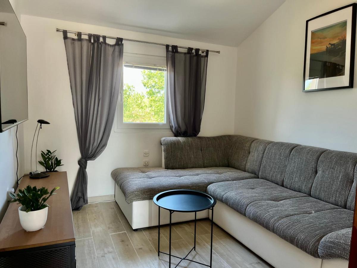 Apartments Fortuna 비오그라드나모루 외부 사진