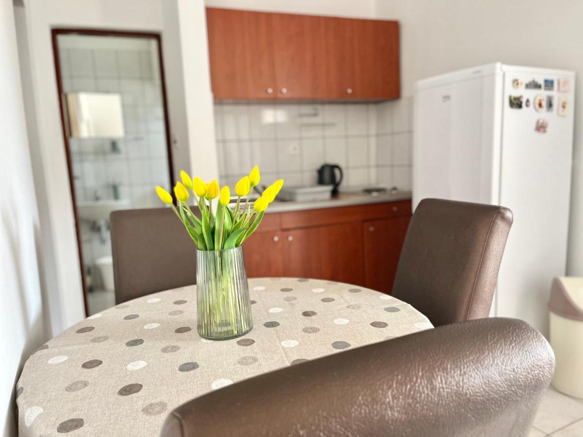 Apartments Fortuna 비오그라드나모루 외부 사진