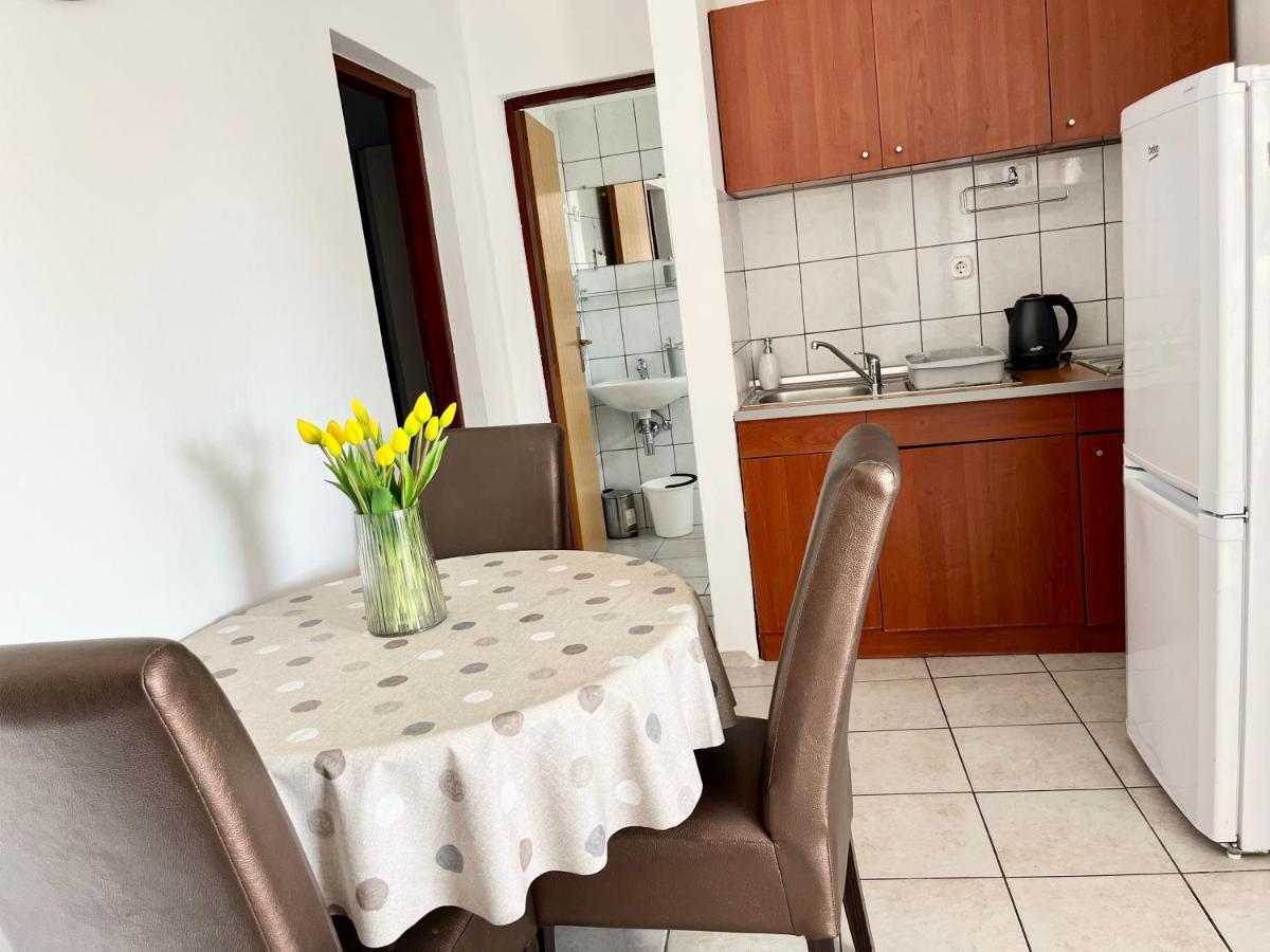 Apartments Fortuna 비오그라드나모루 외부 사진