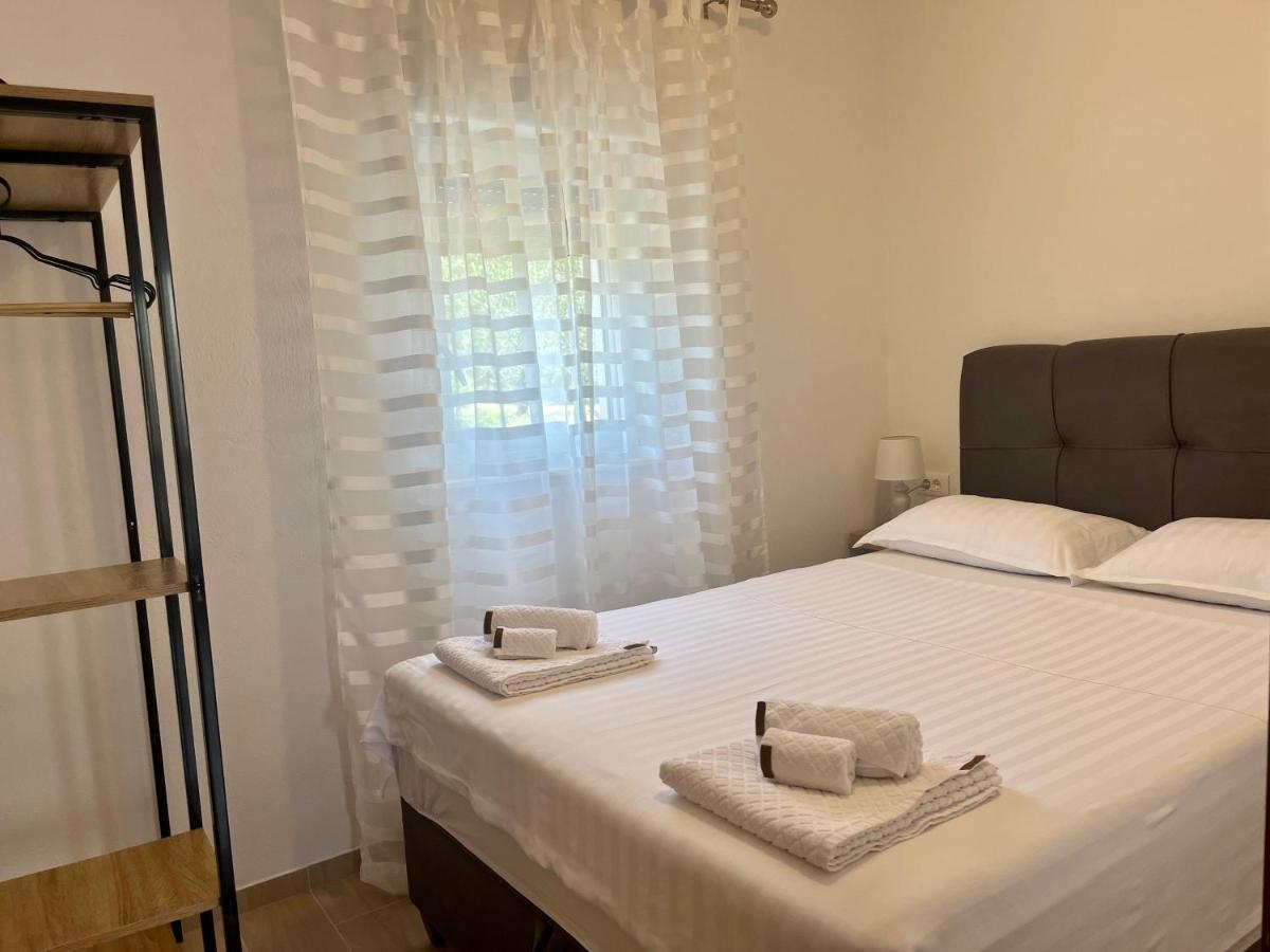 Apartments Fortuna 비오그라드나모루 외부 사진